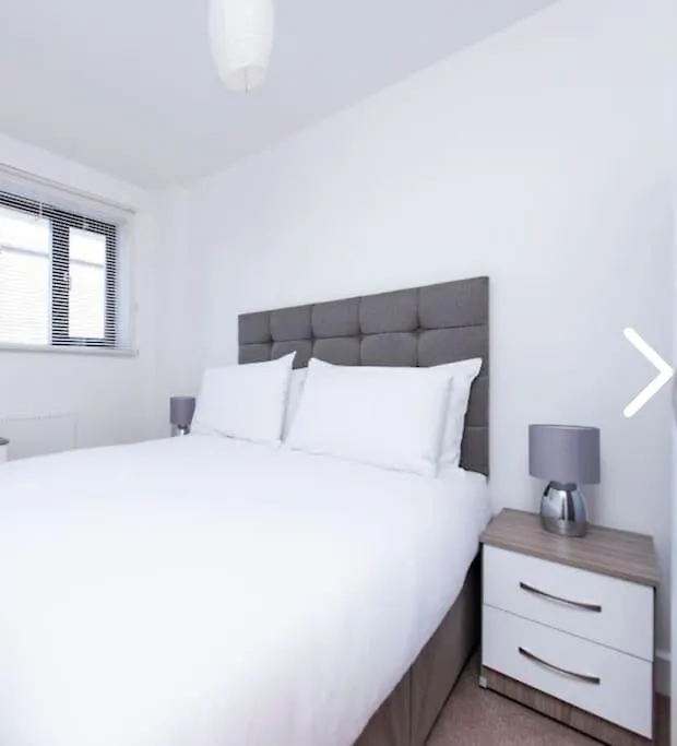 Bright, Nice Interior, Close To The City, 2 Bedroom Apartment London
