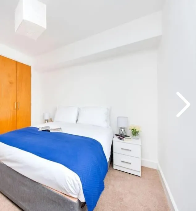 Bright, Nice Interior, Close To The City, 2 Bedroom Apartment London