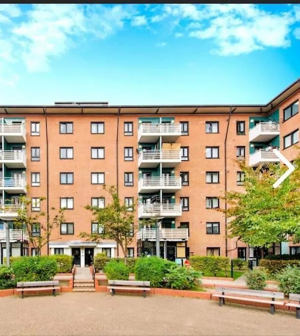 Bright, Nice Interior, Close To The City, 2 Bedroom Apartment London United Kingdom